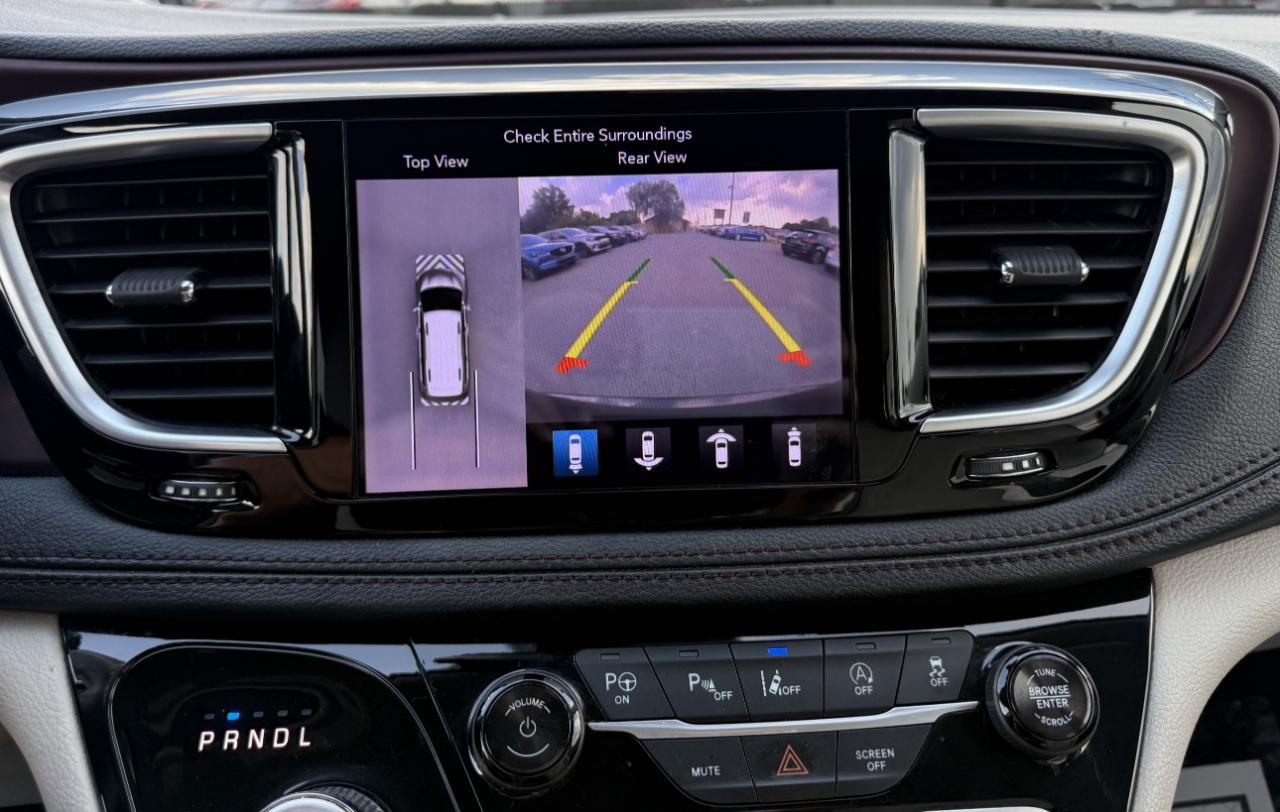 Chrysler Pacifica Limited 2018