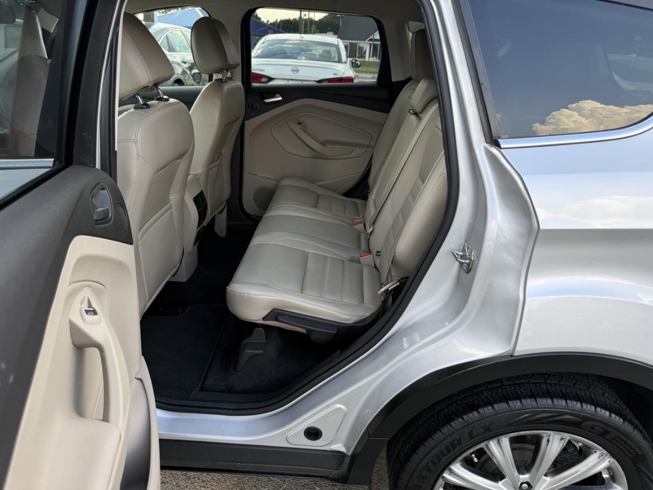 Ford Escape Titanium FWD 2017