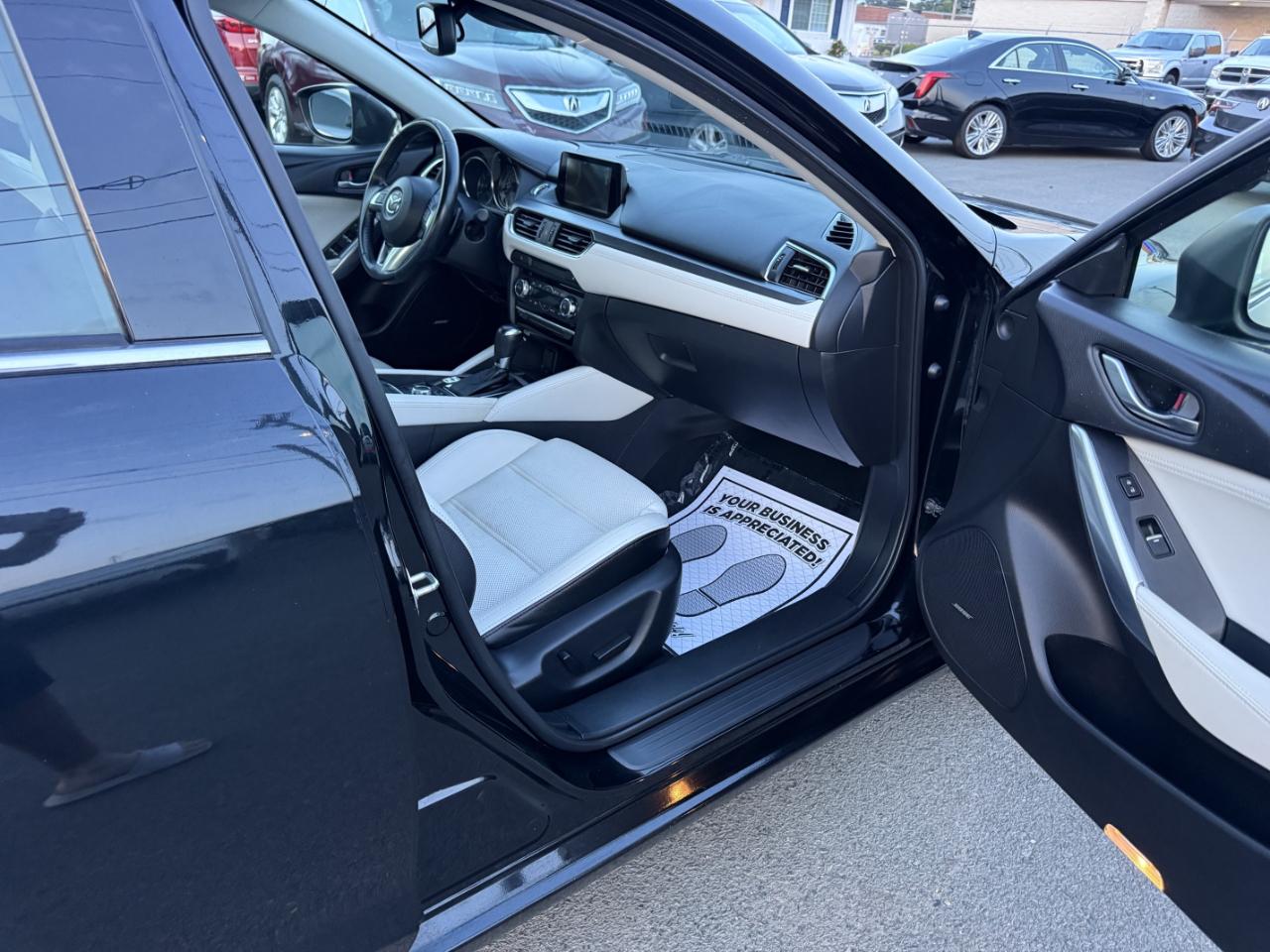 Mazda MAZDA6 i Grand Touring 2016