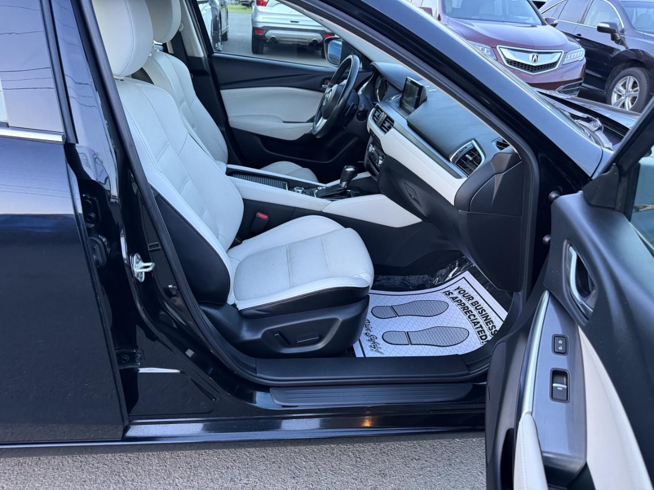 Mazda MAZDA6 i Grand Touring 2016