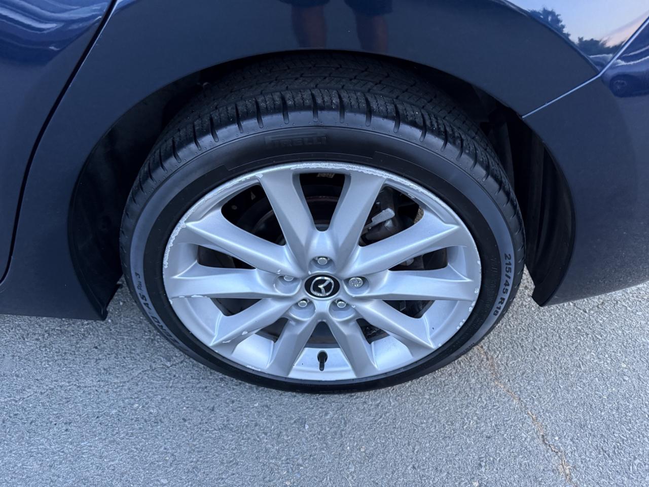 Mazda MAZDA3 s Grand Touring AT 5-Door 2017
