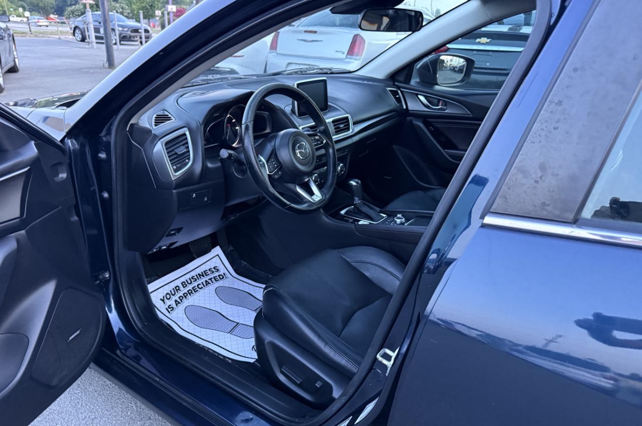 Mazda MAZDA3 s Grand Touring AT 5-Door 2017