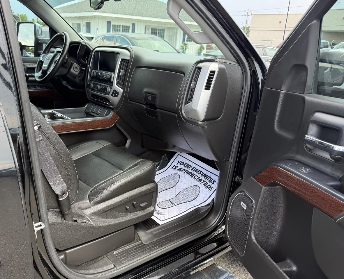 GMC Sierra 1500 SLT Double Cab 4WD 2017