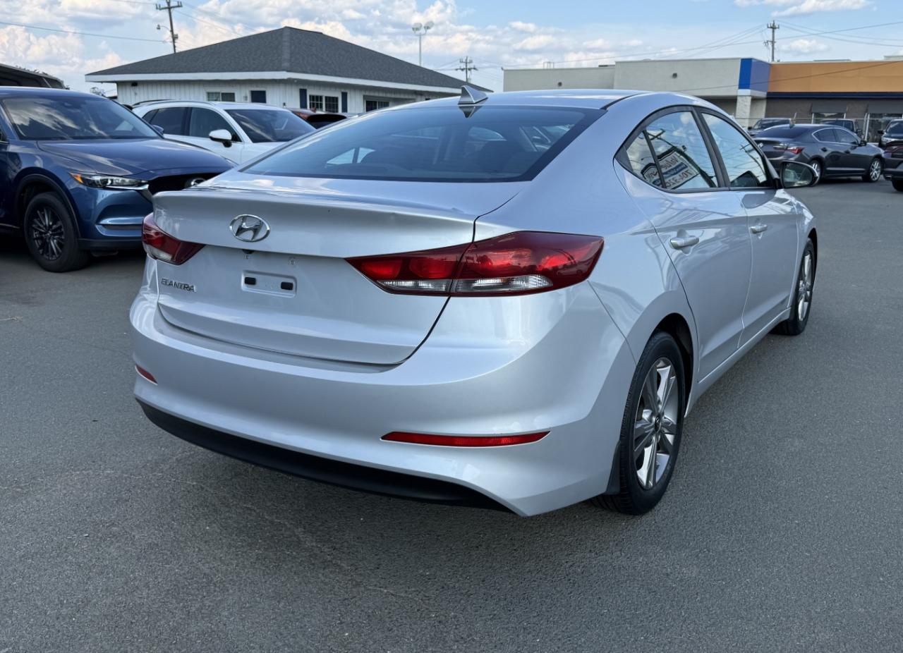Hyundai Elantra Limited 2018