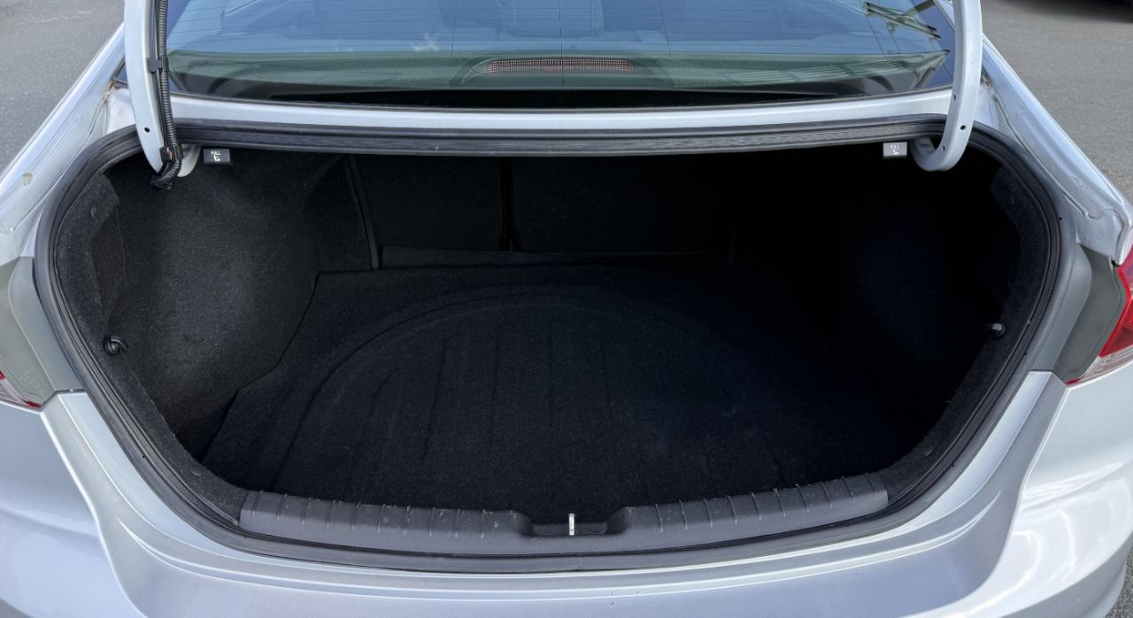 Hyundai Elantra Limited 2018