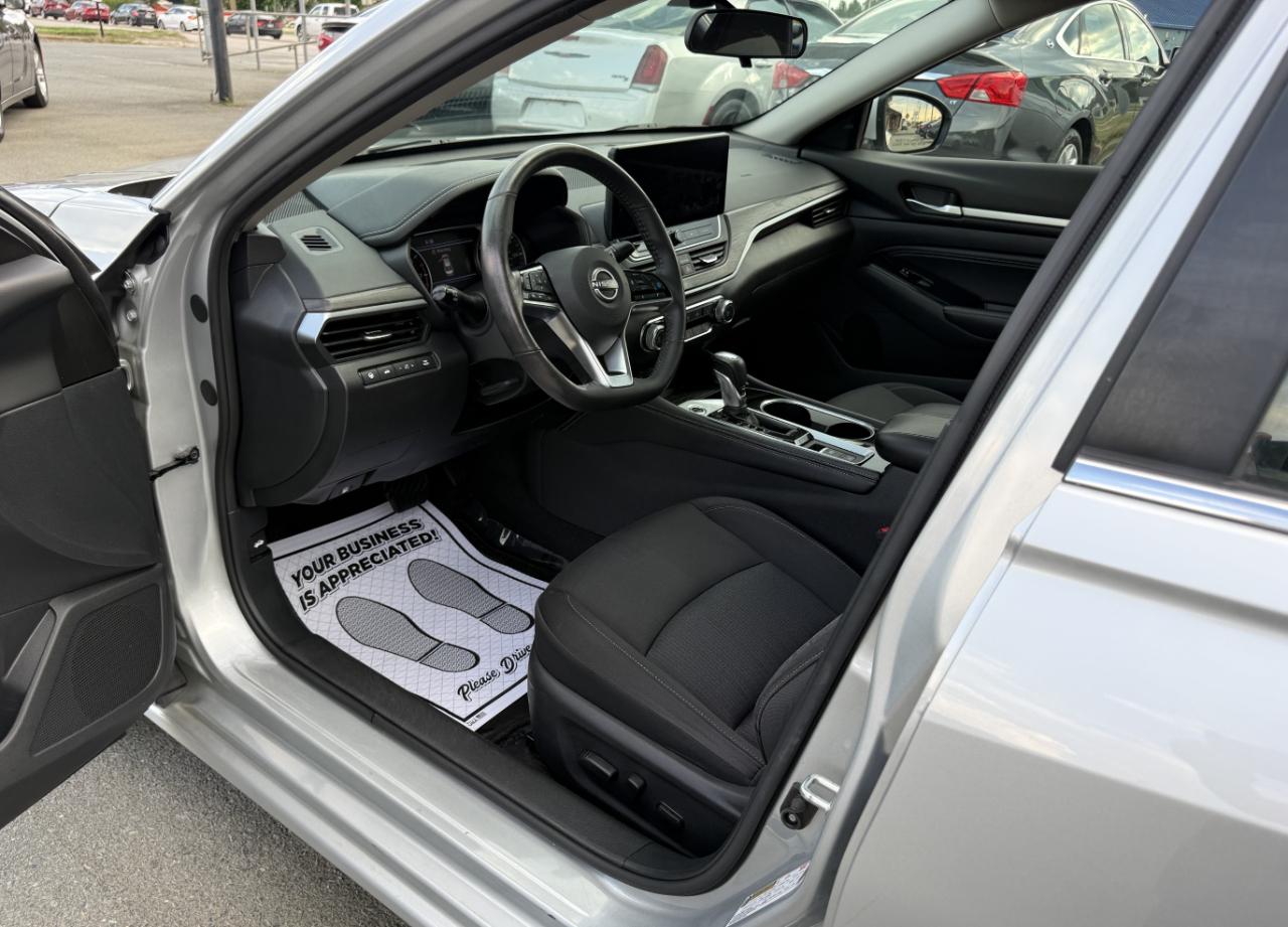 Nissan Altima 2.5 SV 2023
