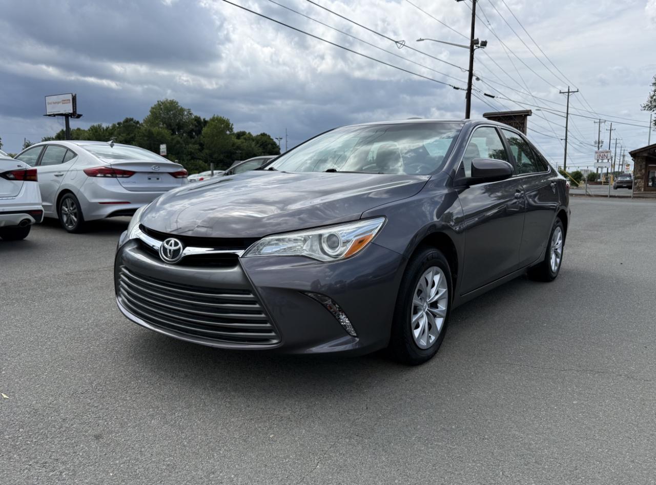 Toyota Camry LE 2017