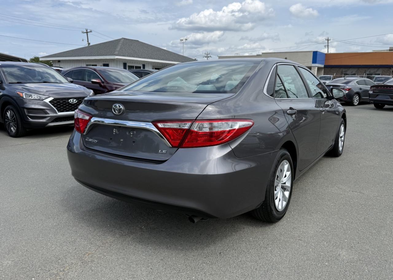 Toyota Camry LE 2017