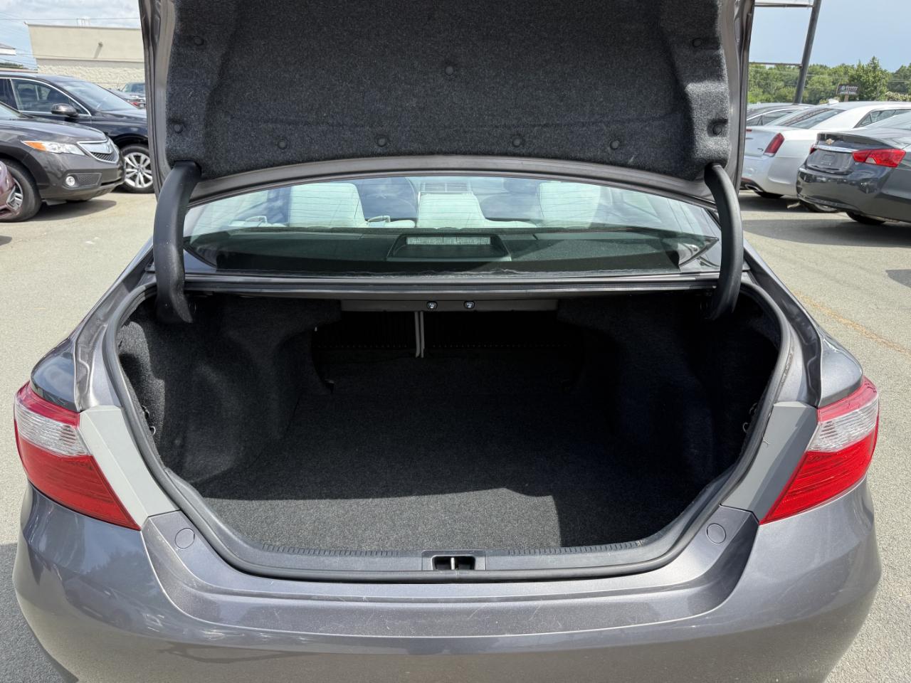 Toyota Camry LE 2017