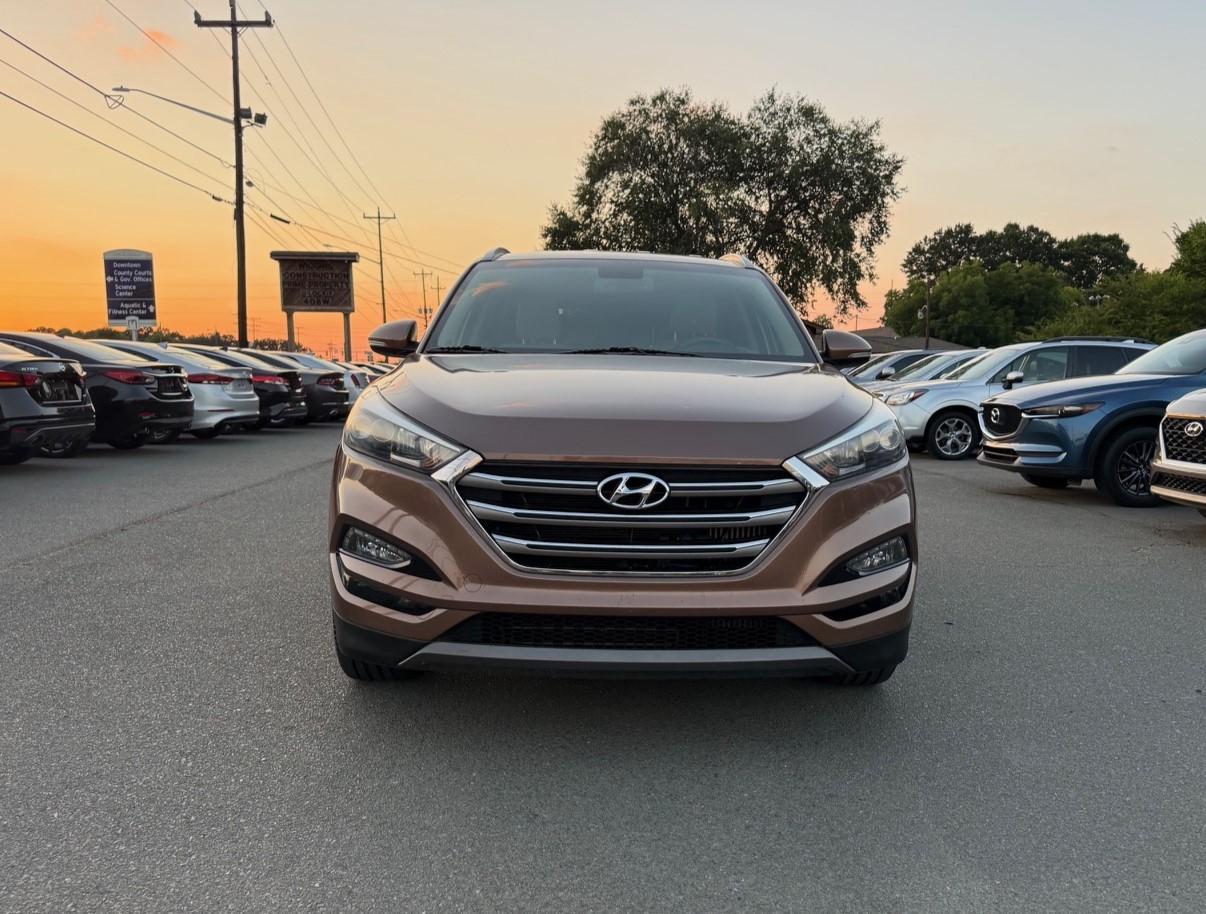 Hyundai Tucson Limited w/Ultimate Package 2016