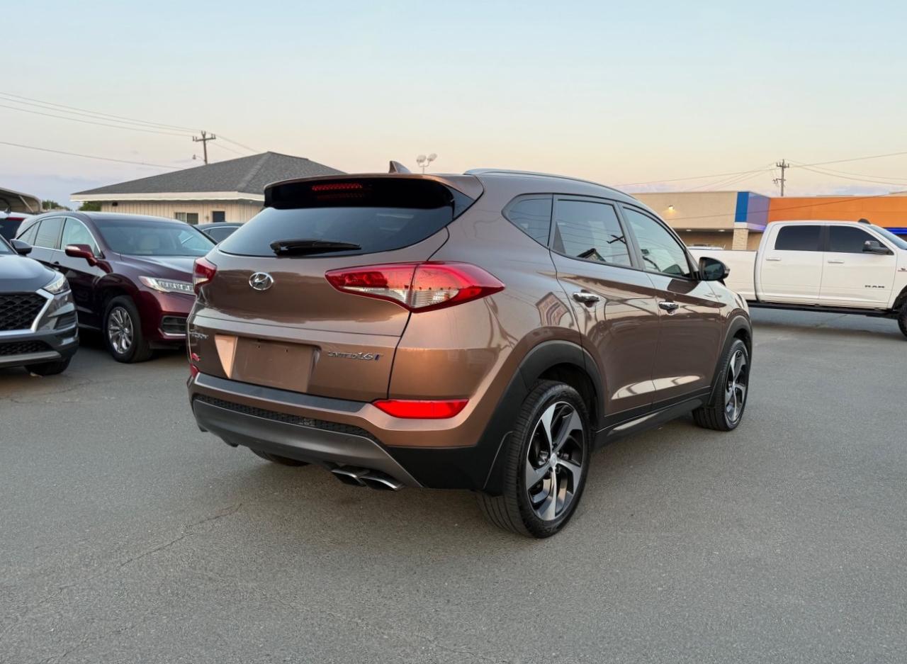 Hyundai Tucson Limited w/Ultimate Package 2016