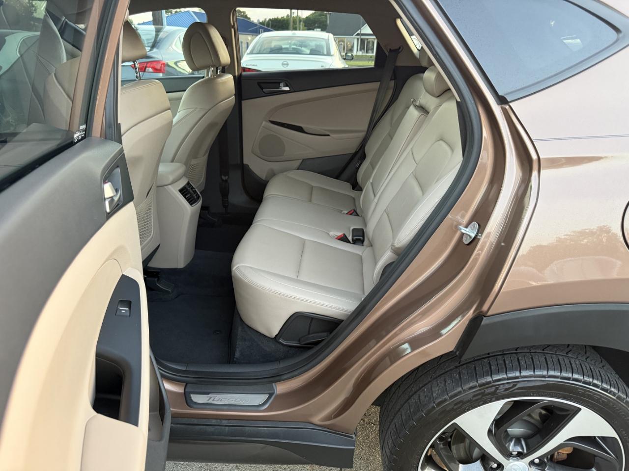 Hyundai Tucson Limited w/Ultimate Package 2016