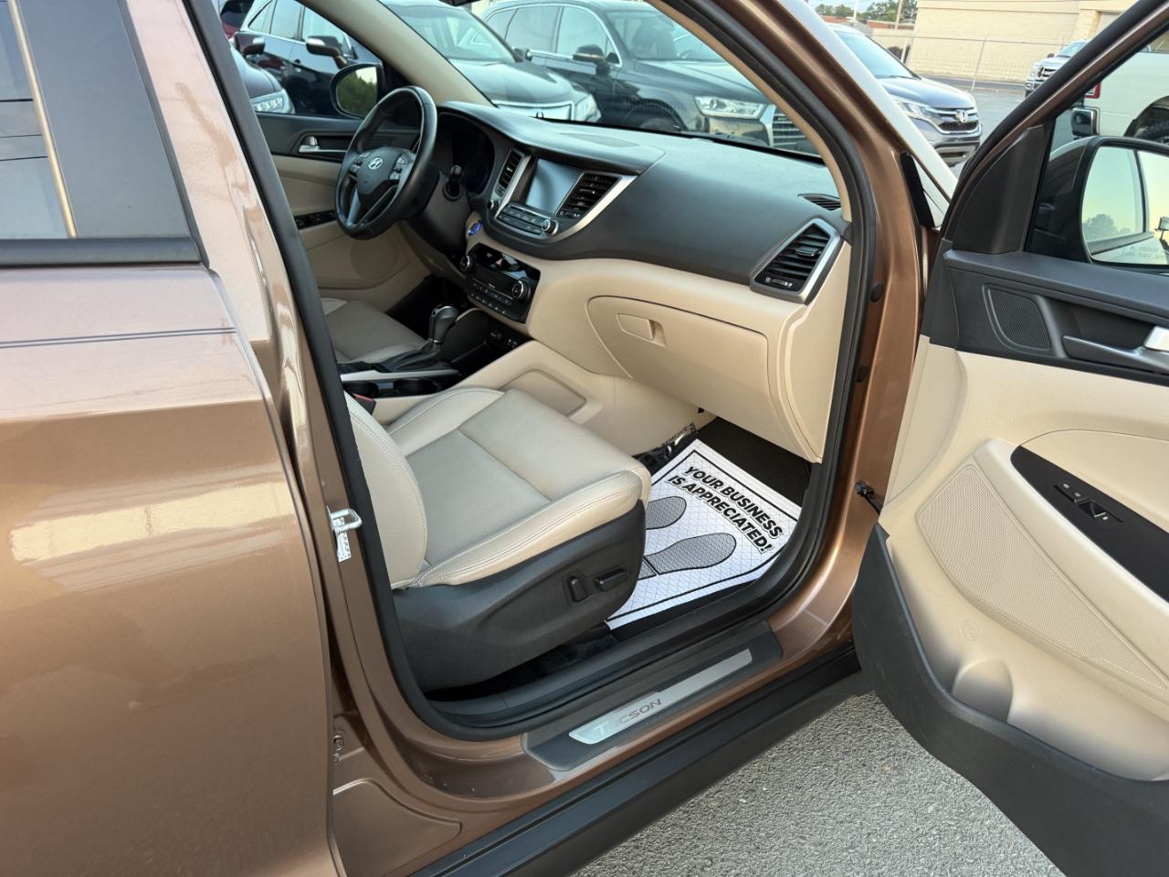 Hyundai Tucson Limited w/Ultimate Package 2016