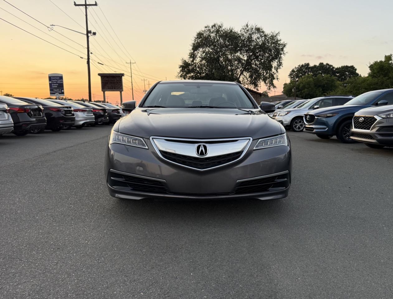 Acura TLX Base 2.4L 2017