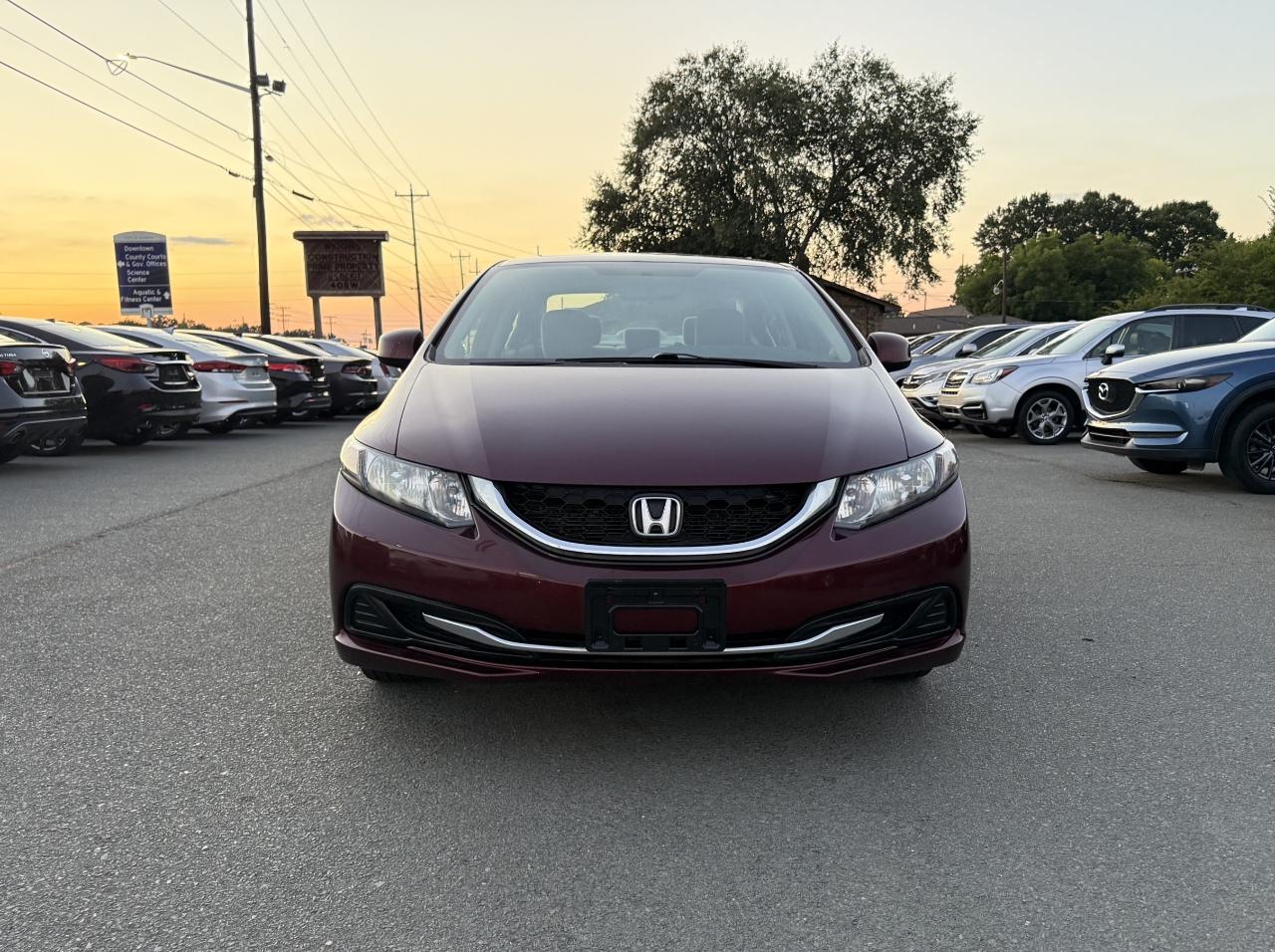 Honda Civic EX Sedan 5-Speed AT 2013