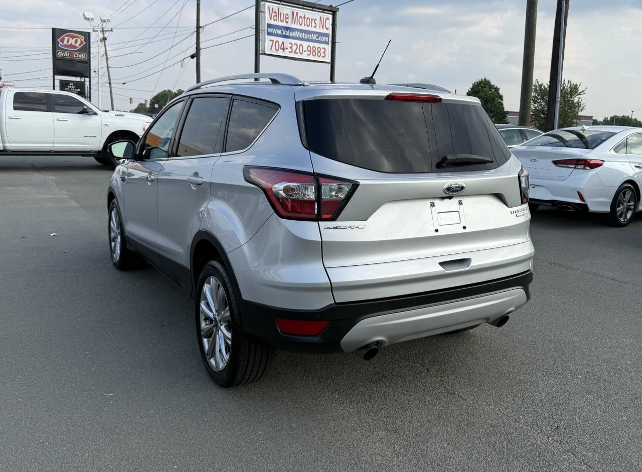 Ford Escape Titanium FWD 2017