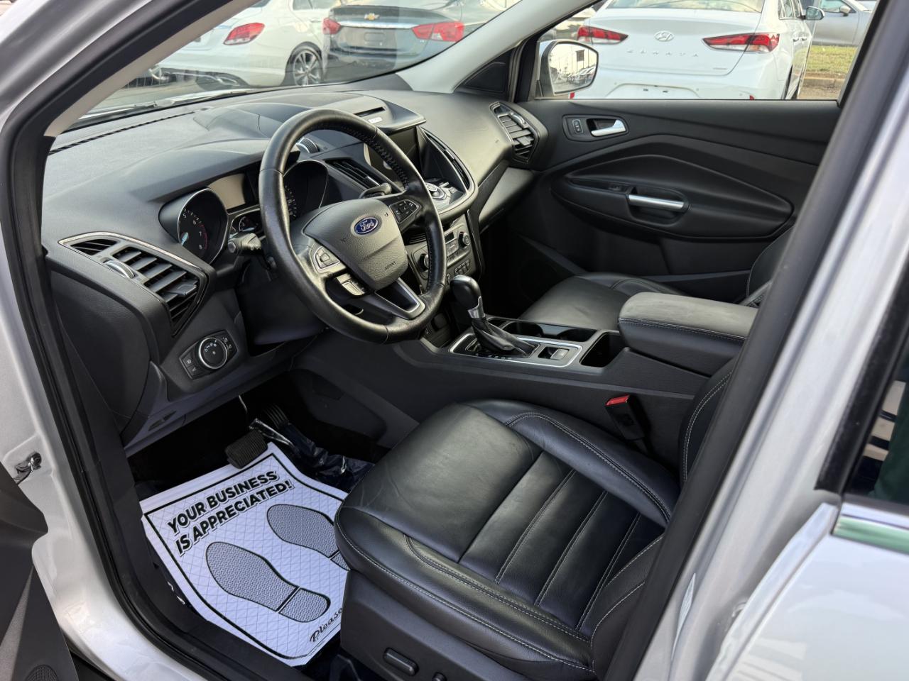 Ford Escape Titanium FWD 2017