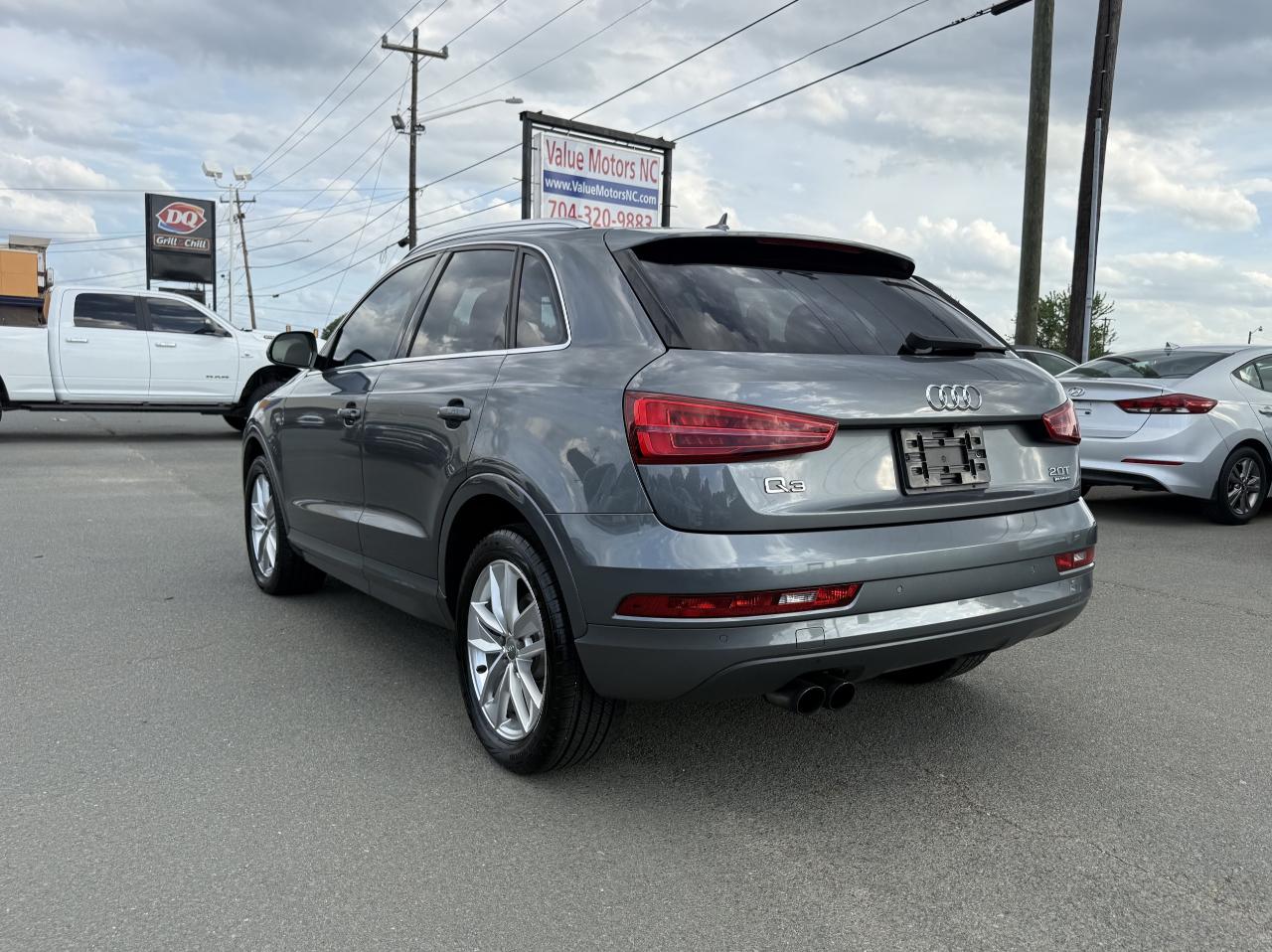 Audi Q3 2.0T quattro Premium Plus 2016