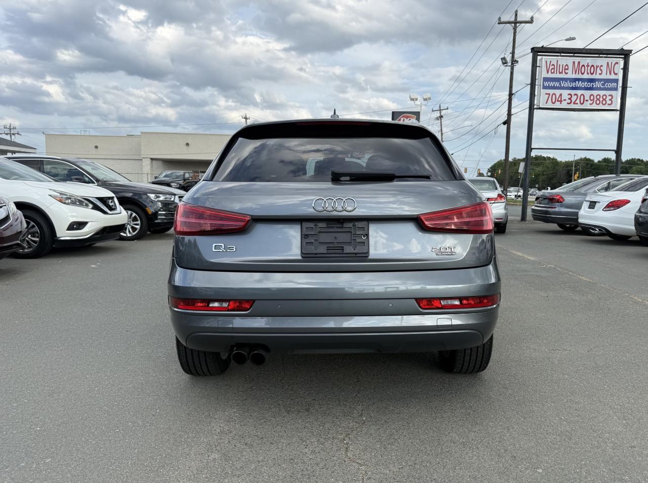 Audi Q3 2.0T quattro Premium Plus 2016