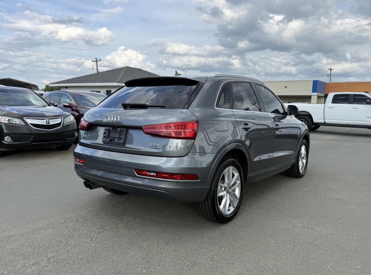 Audi Q3 2.0T quattro Premium Plus 2016