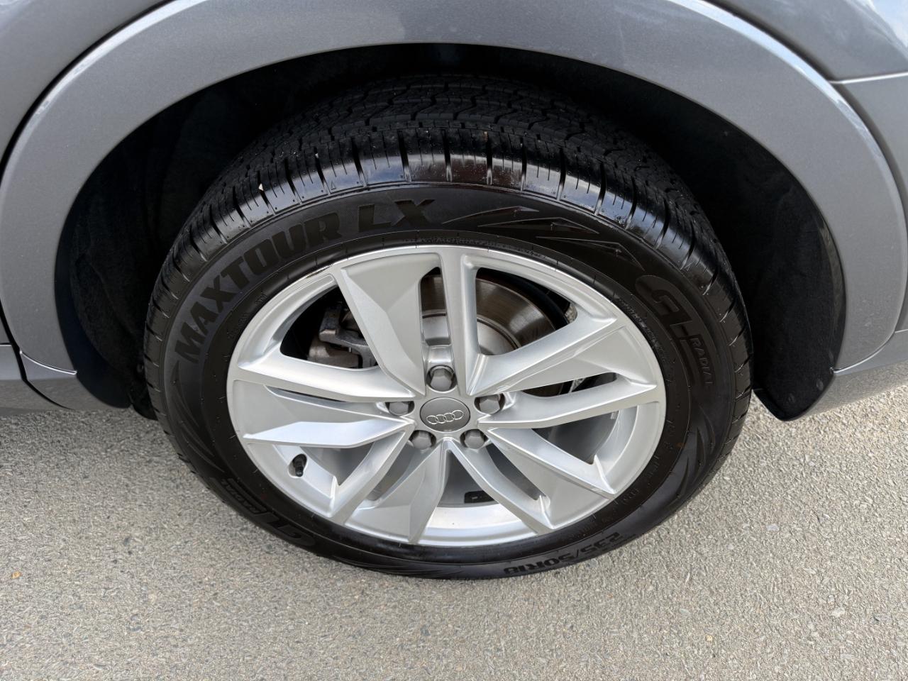 Audi Q3 2.0T quattro Premium Plus 2016