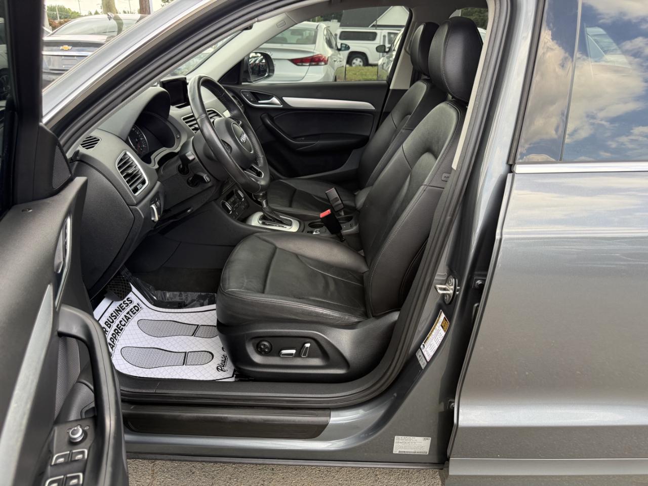 Audi Q3 2.0T quattro Premium Plus 2016