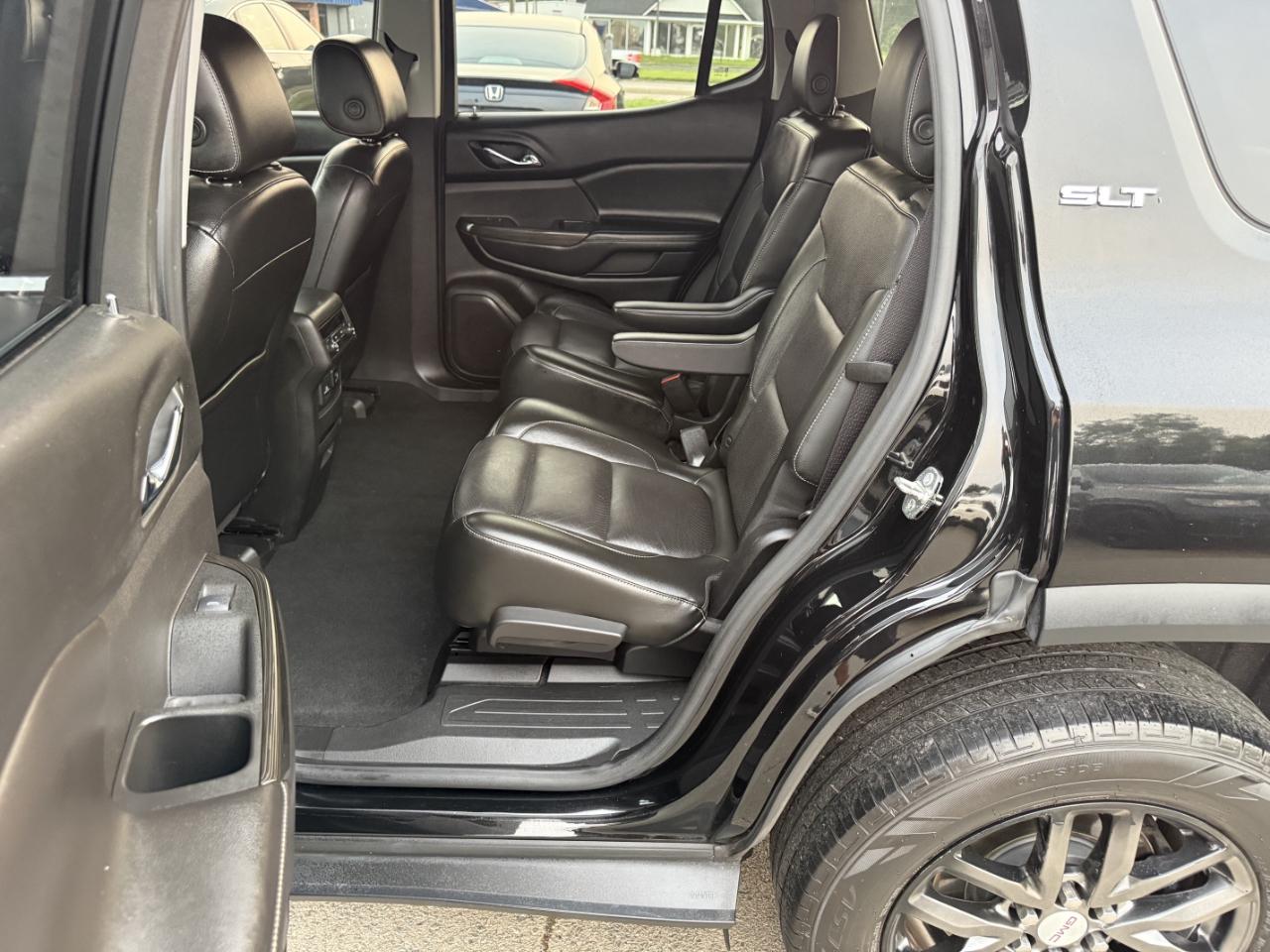 GMC Acadia SLT-1 FWD 2017