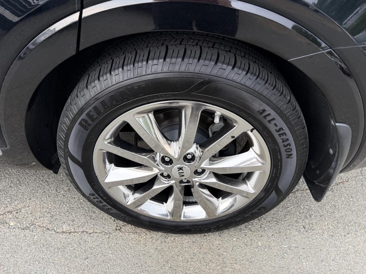 Kia Sorento SX V6 2WD 2016