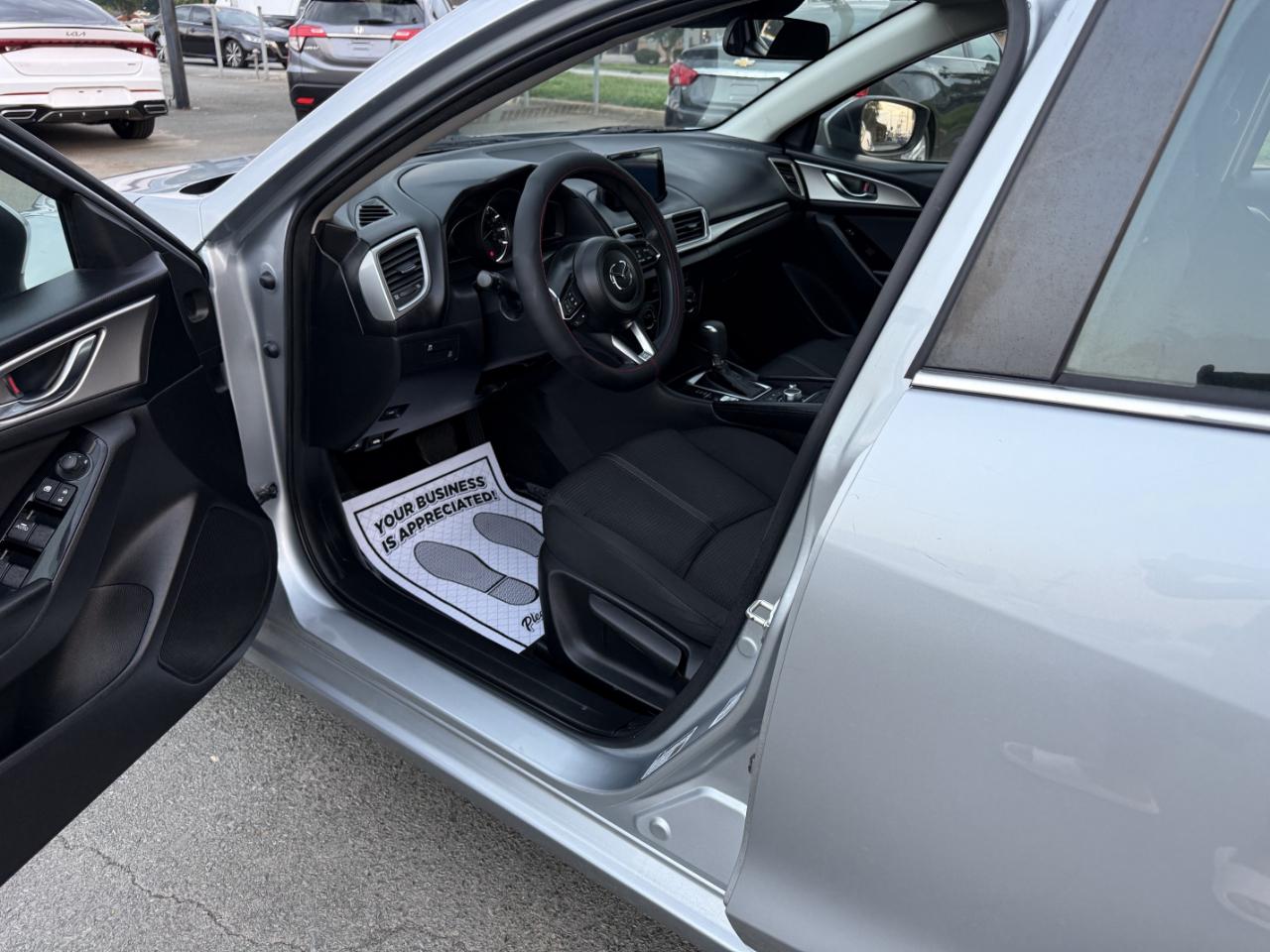 Mazda MAZDA3 i Sport AT 4-Door 2018