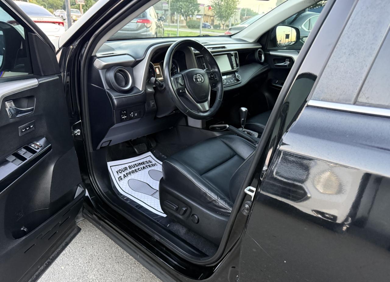 Toyota RAV4  2017