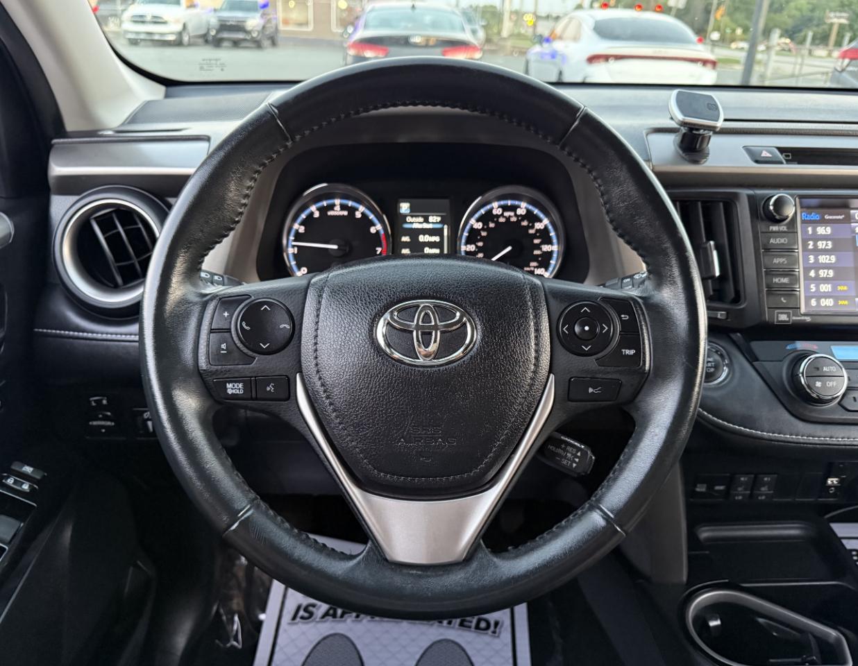 Toyota RAV4  2017