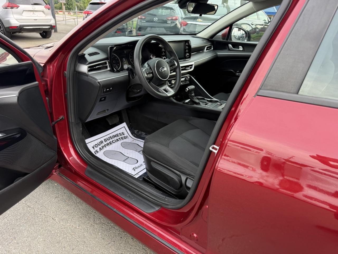 Kia K5 LXS 2021
