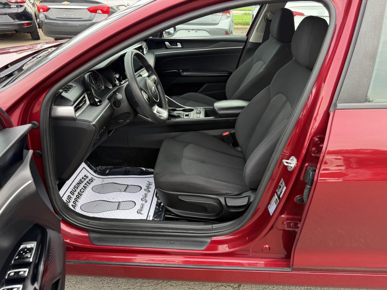 Kia K5 LXS 2021