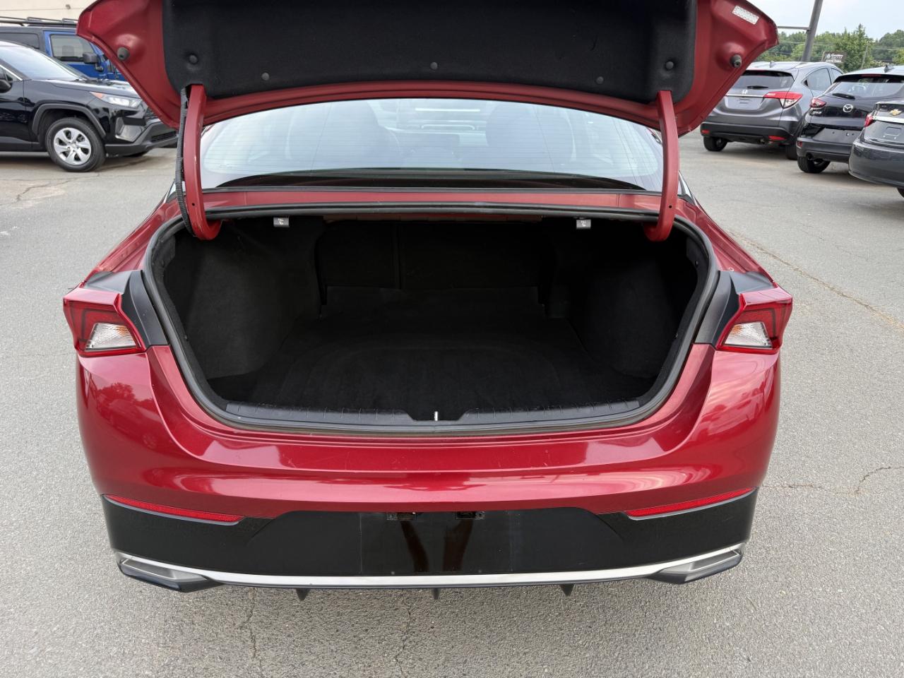 Kia K5 LXS 2021