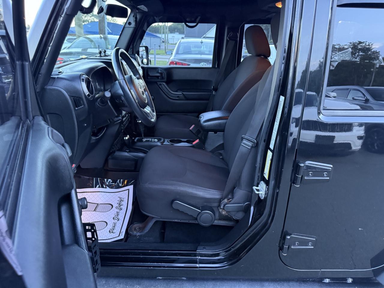 Jeep Wrangler Unlimited Sport 4WD 2015