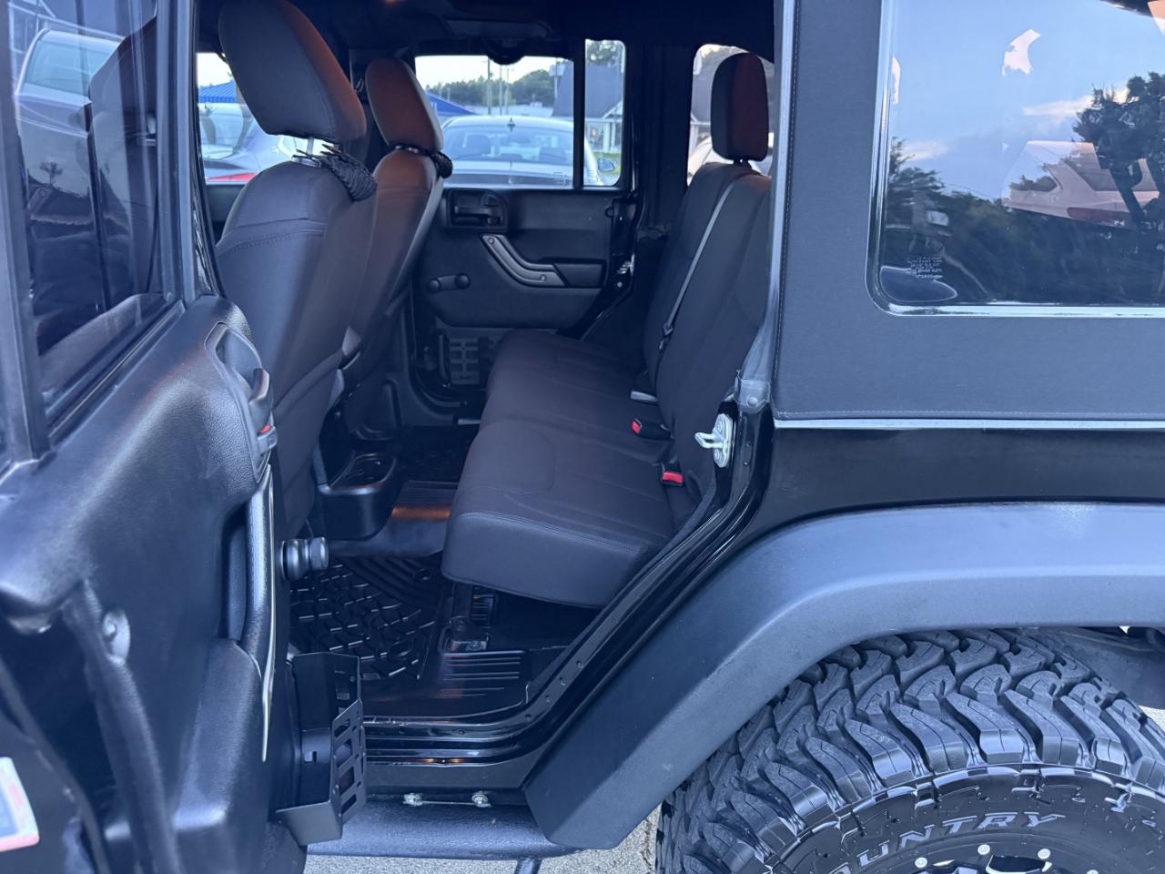 Jeep Wrangler Unlimited Sport 4WD 2015
