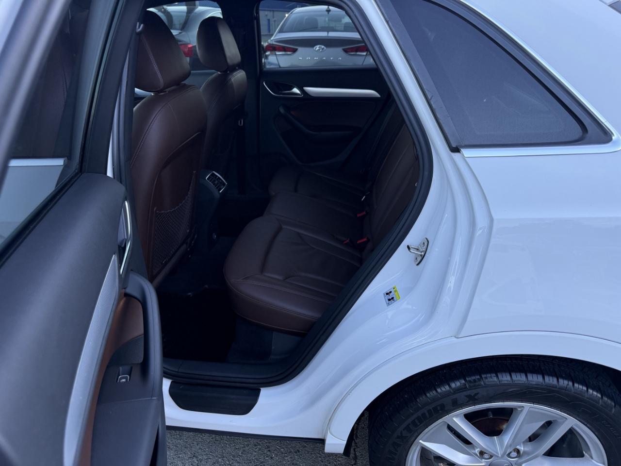 Audi Q3 2.0T quattro Premium Plus 2016