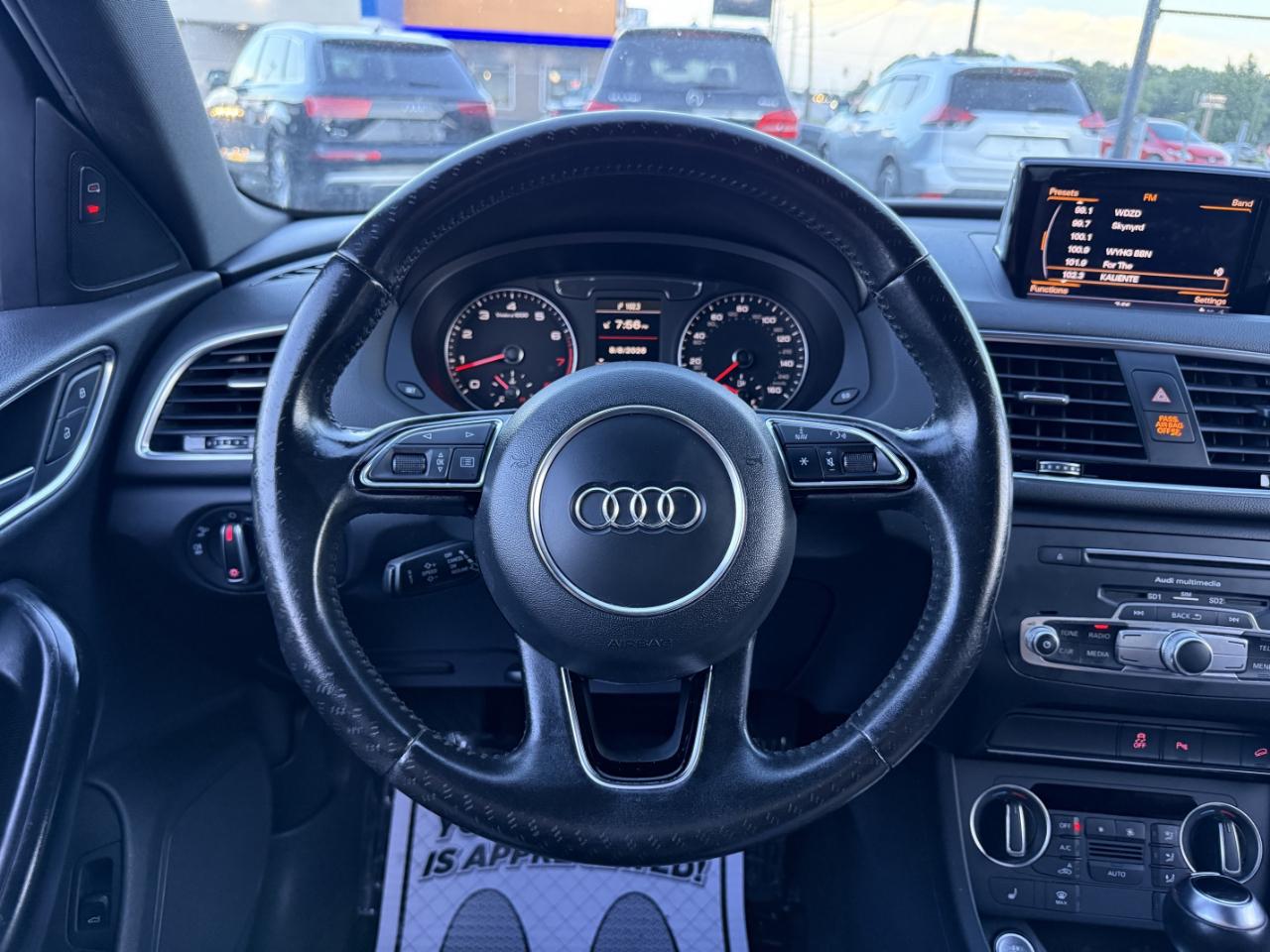 Audi Q3 2.0T quattro Premium Plus 2016