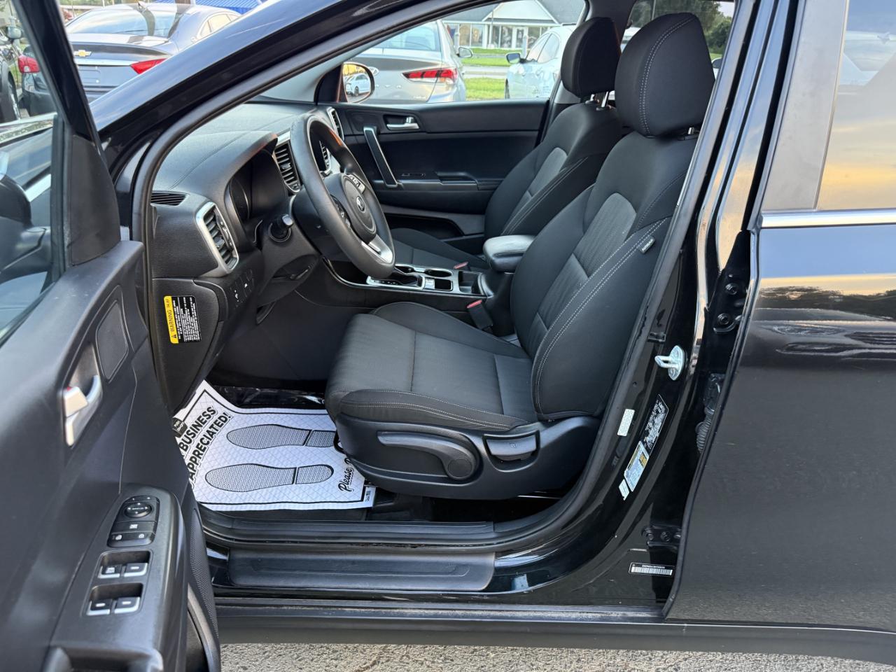 Kia Sportage LX FWD 2022