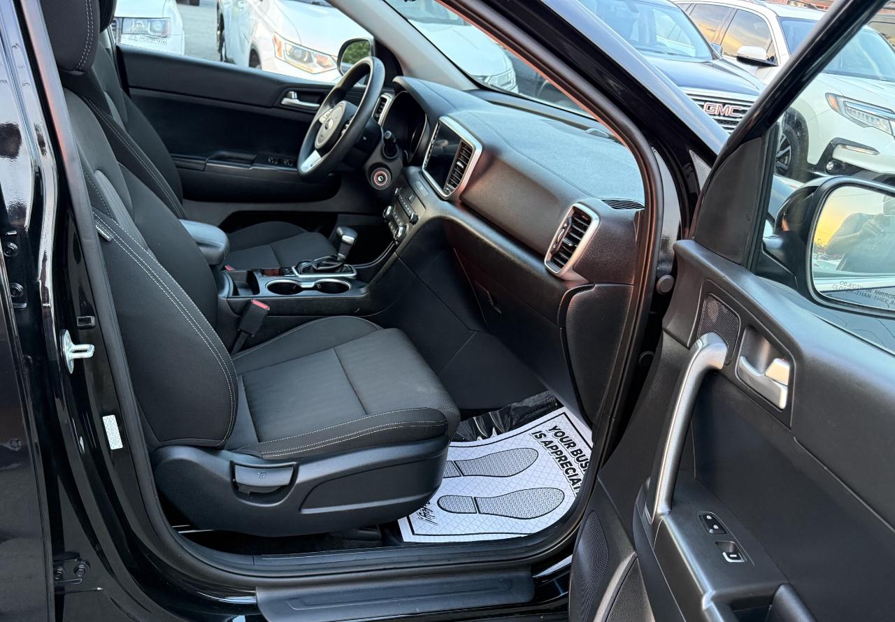 Kia Sportage LX FWD 2022