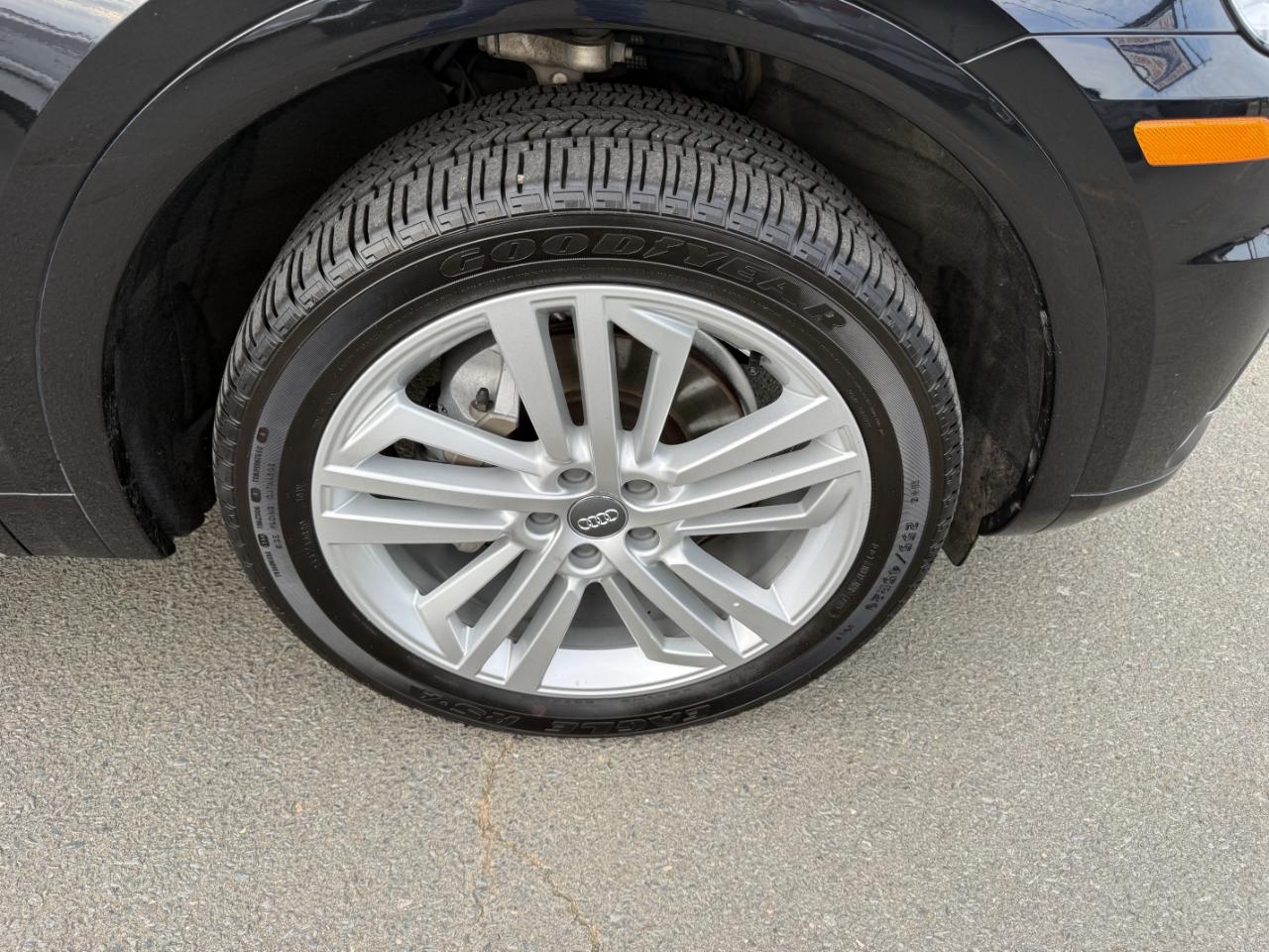 Audi Q5 2.0T Premium Plus quattro 2019