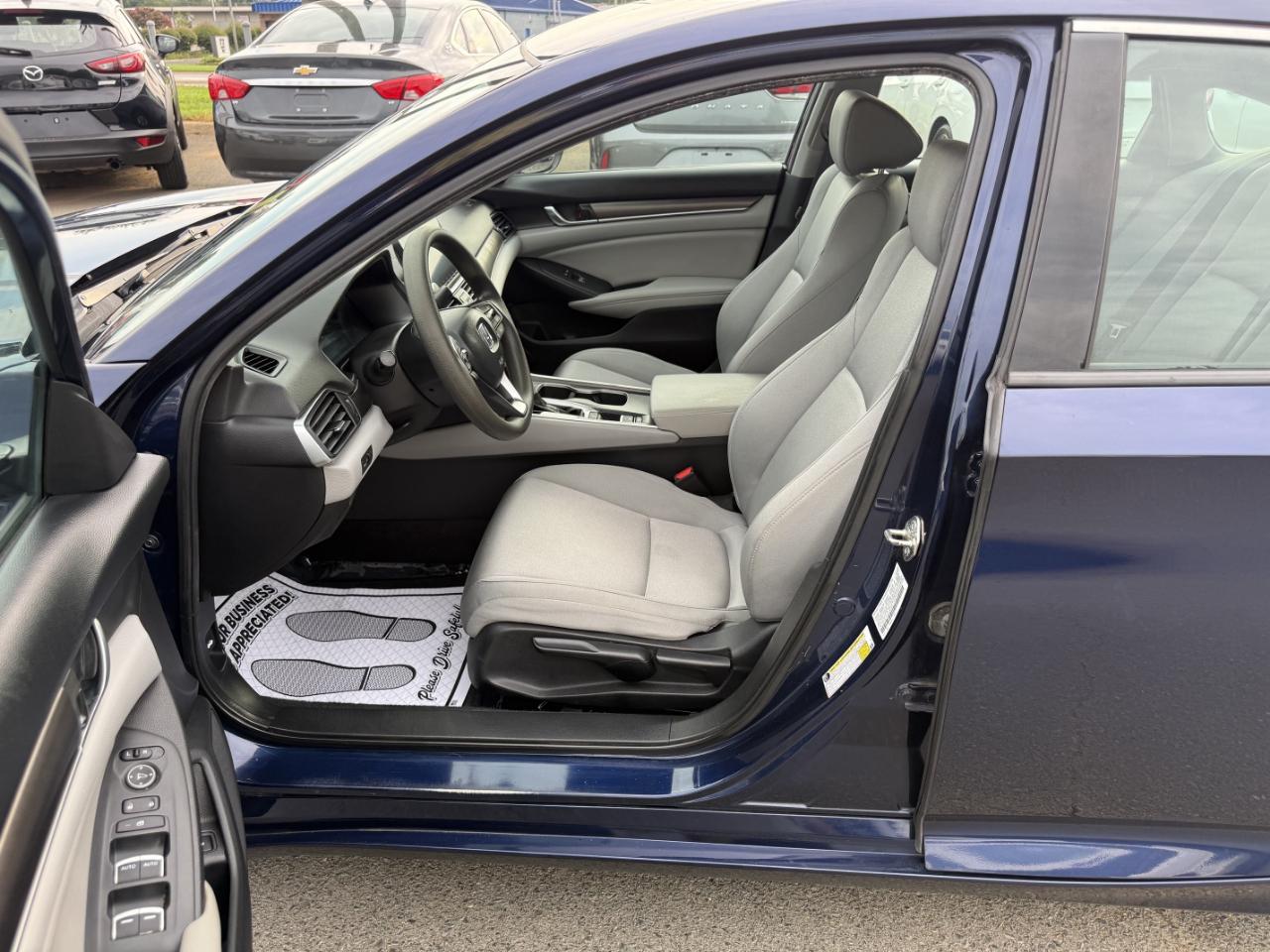 Honda Accord LX CVT 2020