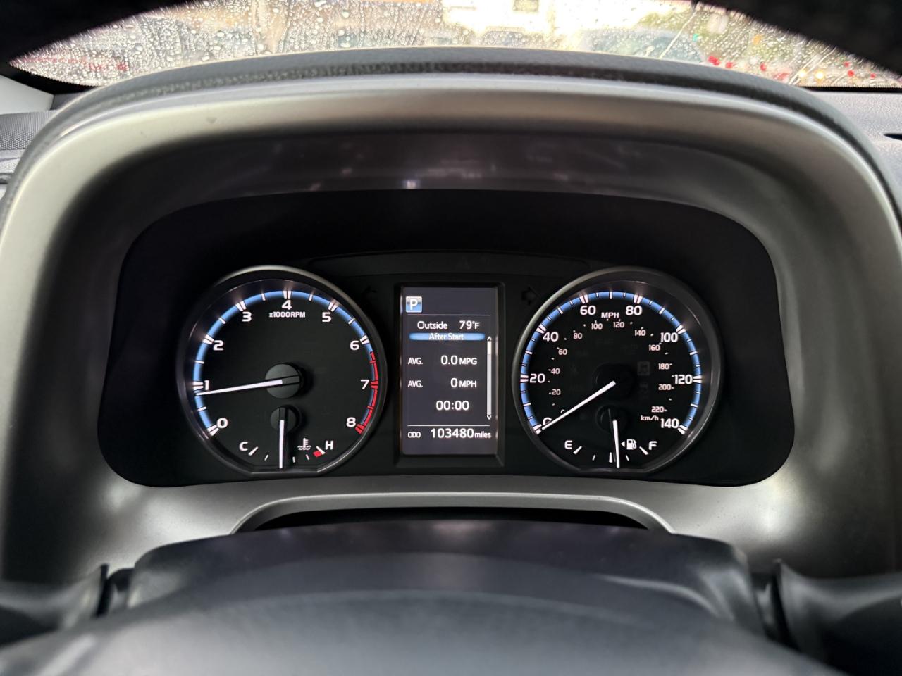 Toyota RAV4 XLE FWD 2017