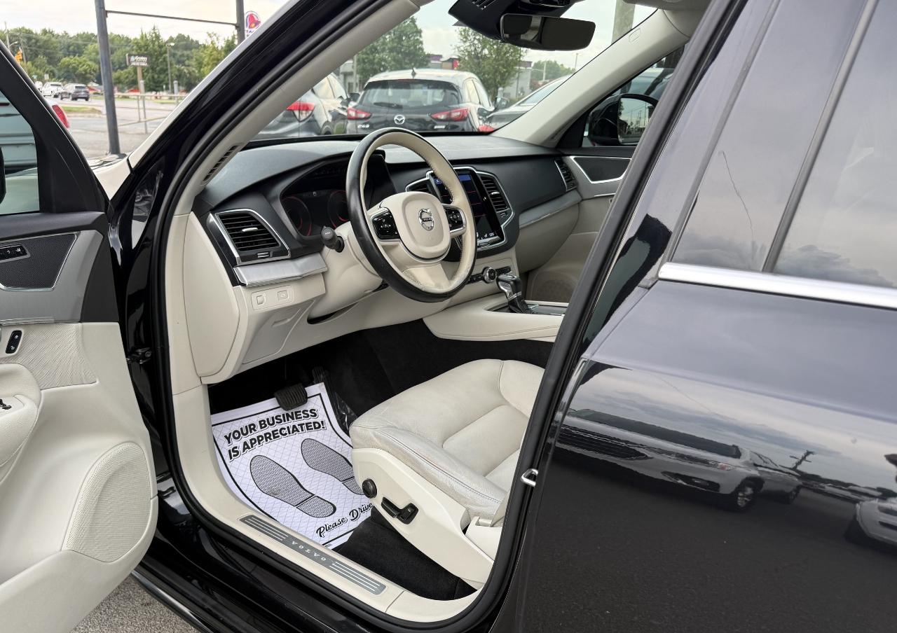 Volvo XC90 T5 Momentum 2022