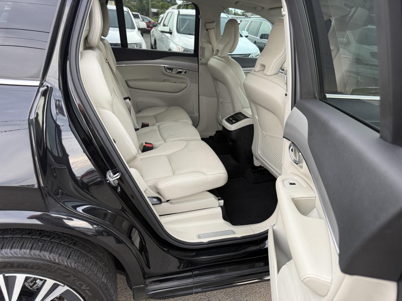 Volvo XC90 T5 Momentum 2022