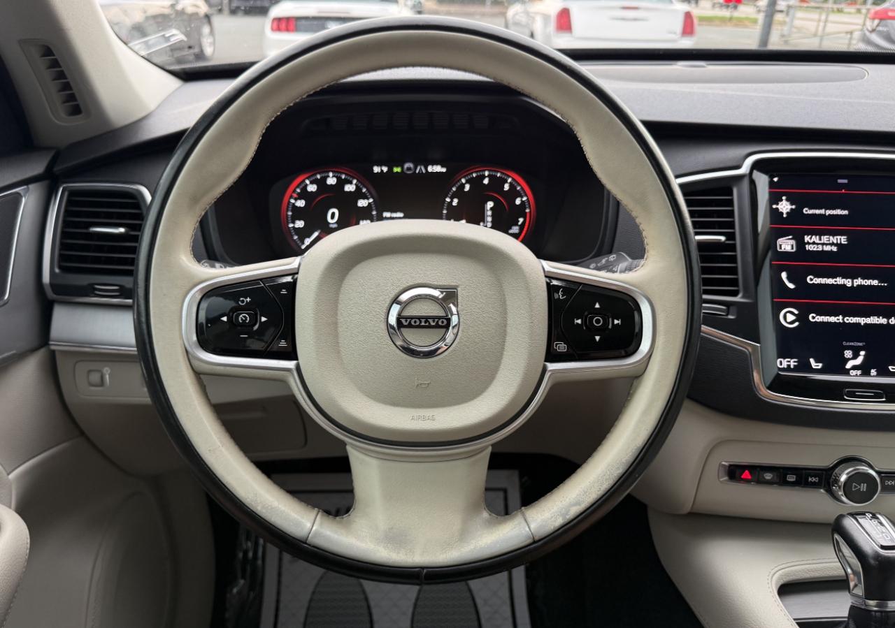 Volvo XC90 T5 Momentum 2022