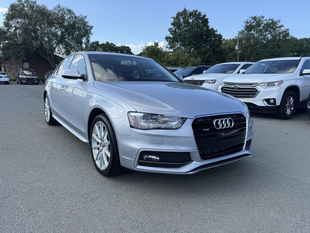 Audi A4 2.0T Premium Plus quattro Sedan AWD 8A 2016