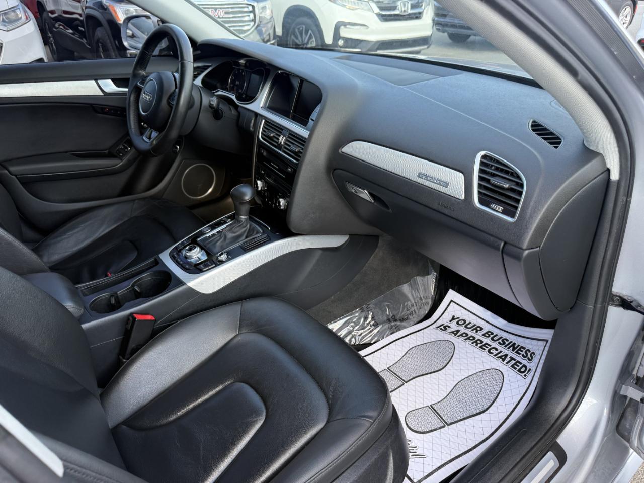 Audi A4 2.0T Premium Plus quattro Sedan AWD 8A 2016