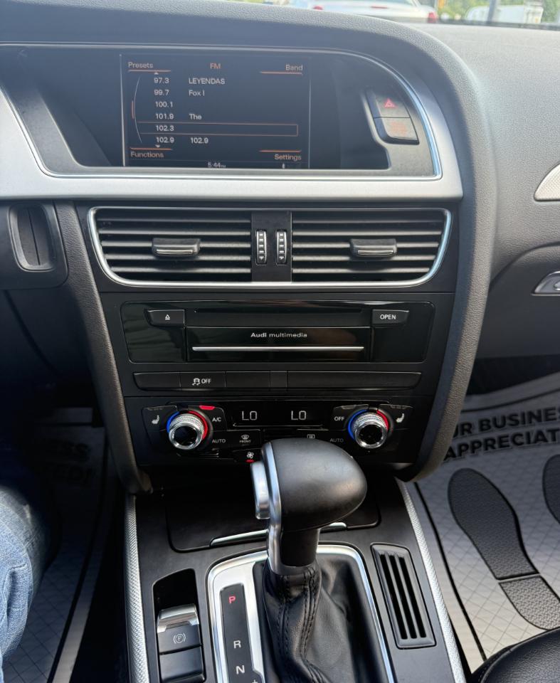 Audi A4 2.0T Premium Plus quattro Sedan AWD 8A 2016