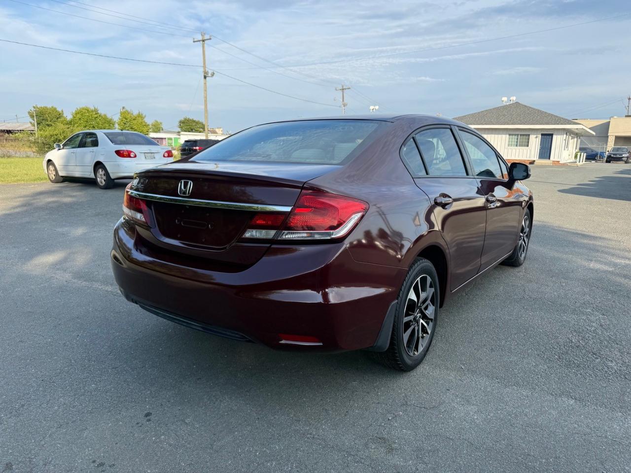 Honda Civic EX Sedan 5-Speed AT 2013